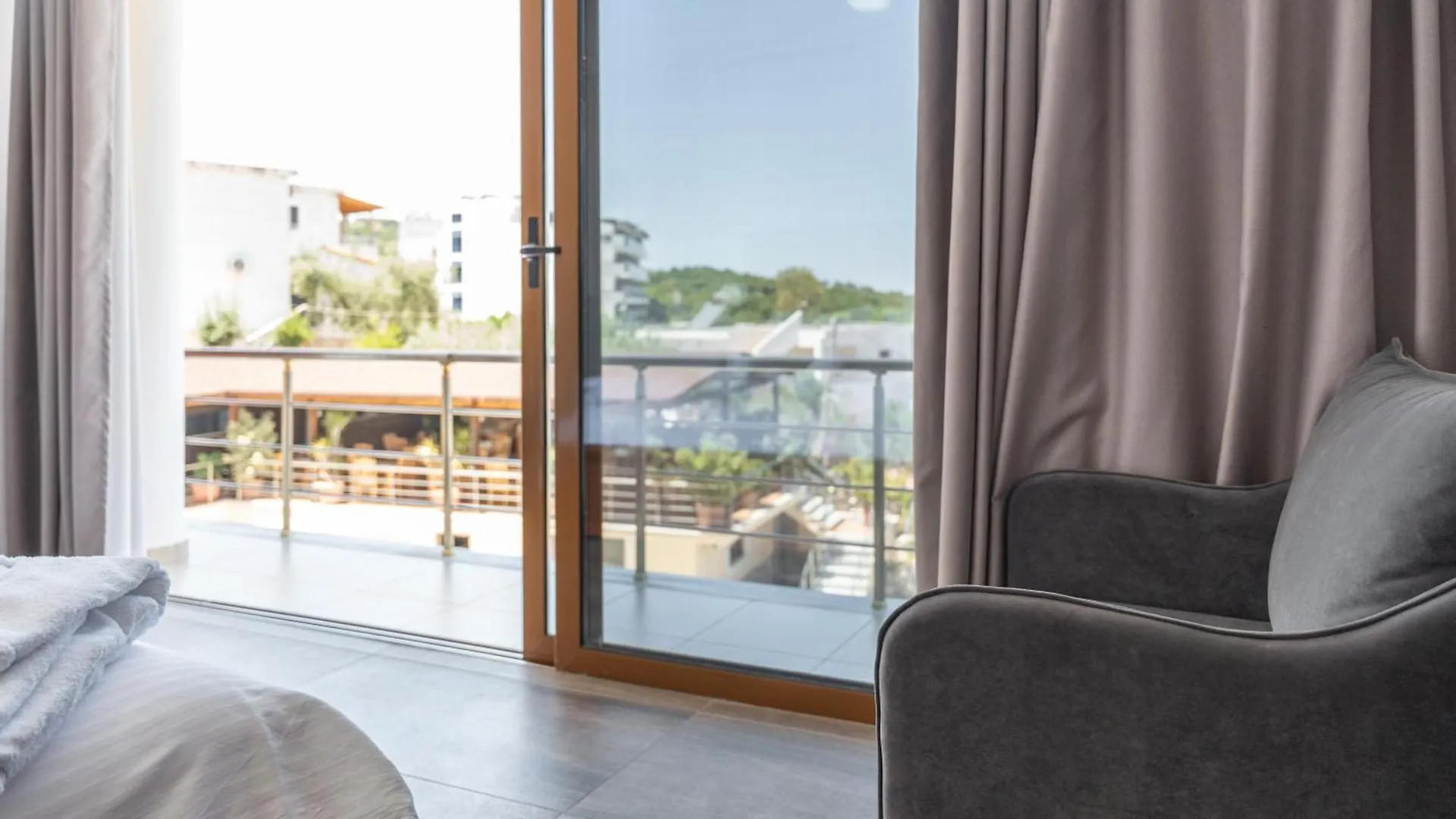 Hotel Lula Ksamil