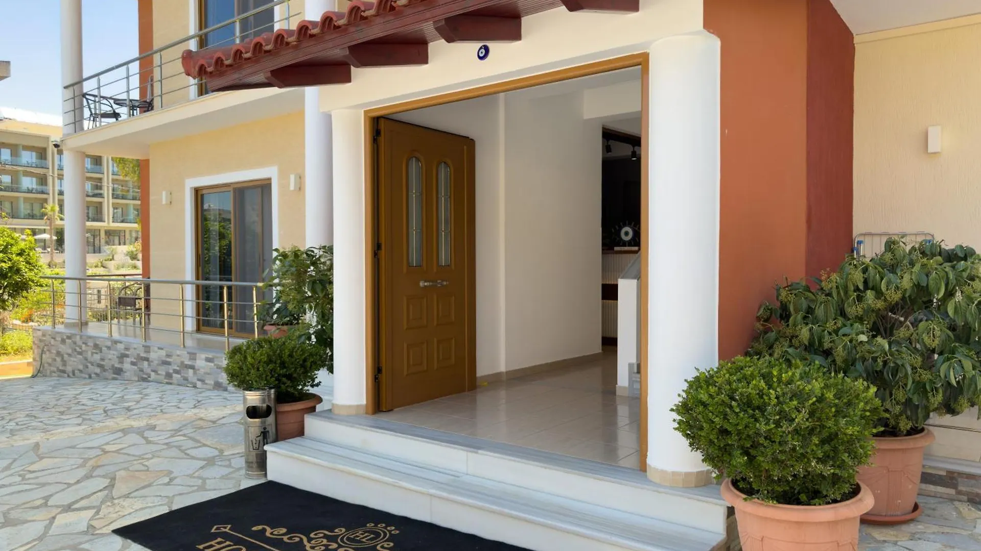 Hotel Lula Ksamil 3*,  Albania