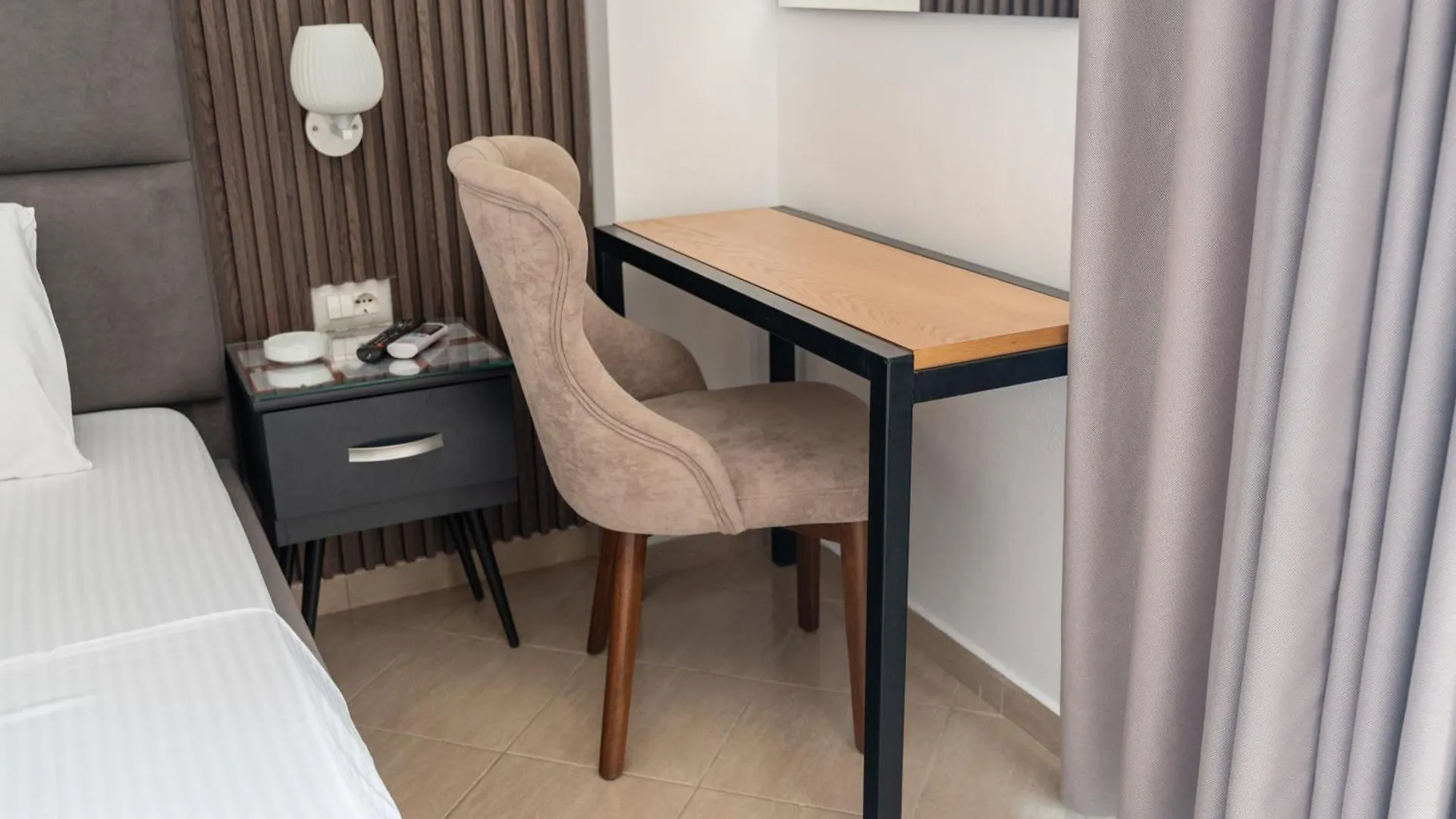 Hotel Lula Ksamil