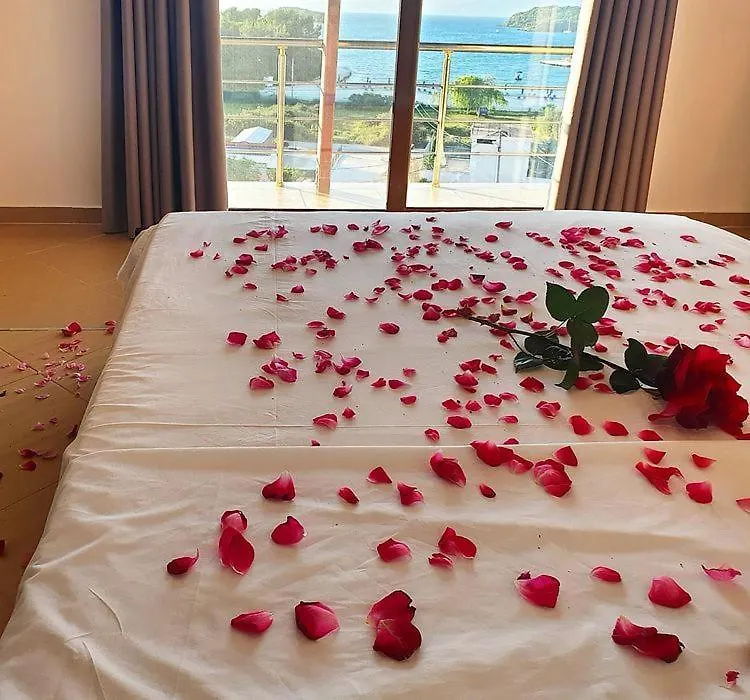Hotel Lula Ksamil