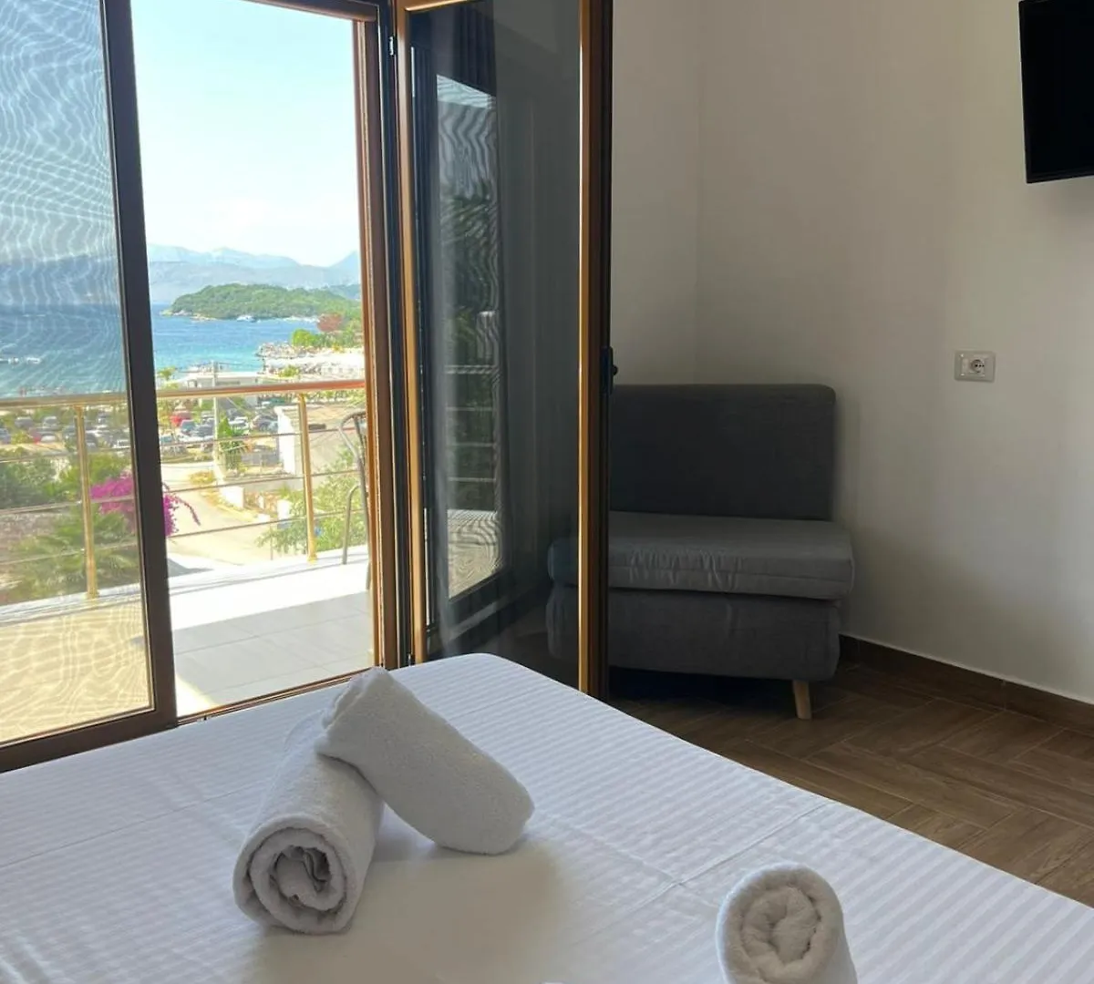***  Hotel Lula Ksamil Arnavutluk